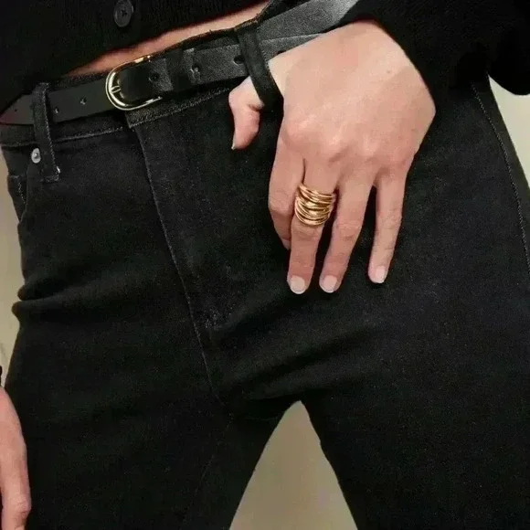 Banana Republic Mid-Rise Skinny Jean